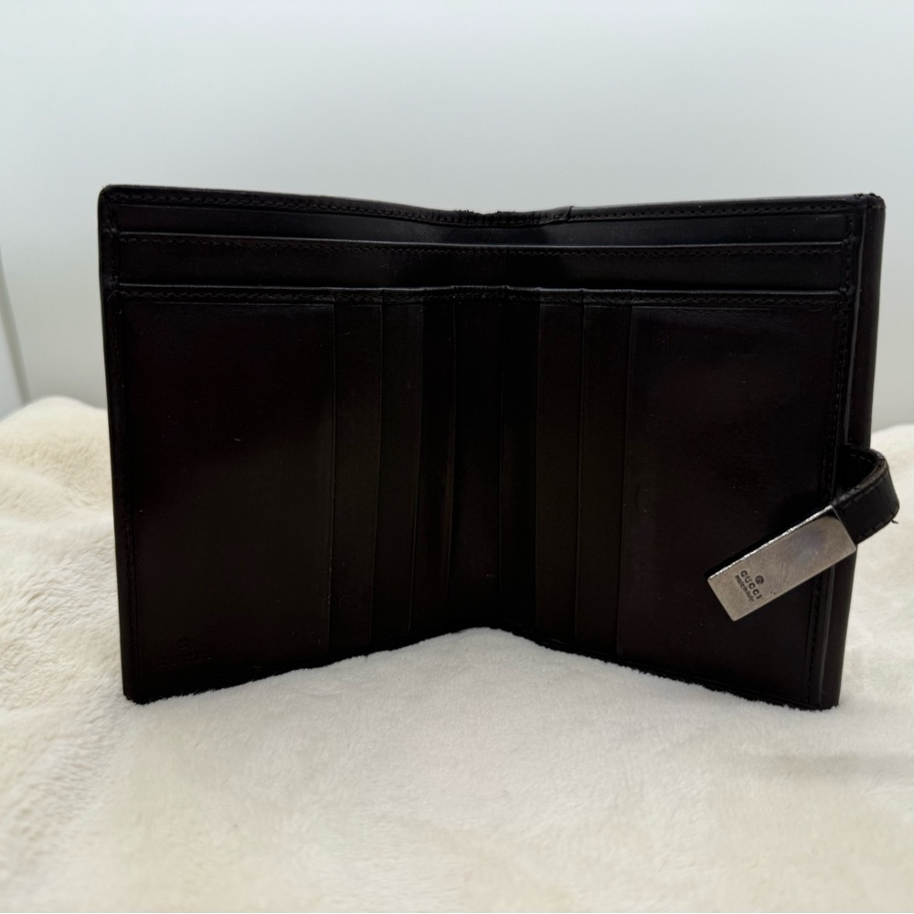 Gucci Black Leather Bifold Wallet - Picture 4 of 8